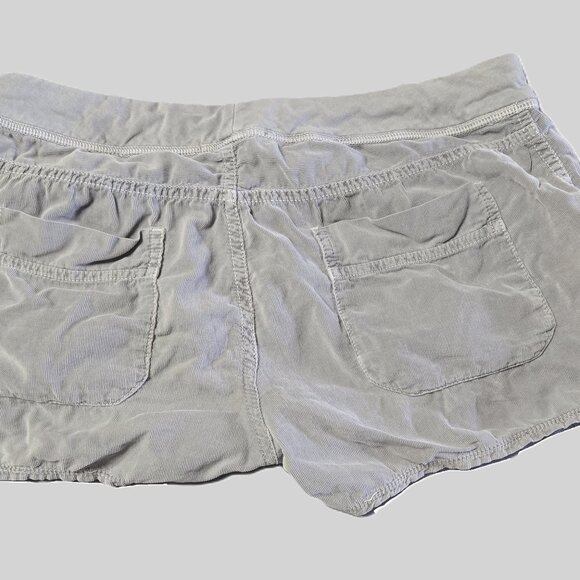 Standard James Perse Sz 2 Womens Gray Shorts - Picture 3 of 5